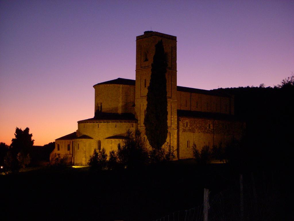 Borgo Tepolini Country House Bed & Breakfast Castel del Piano  Exterior photo